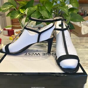 Nine West Women's Black T-strap Heels